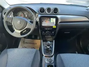 Suzuki Vitara Bild 12