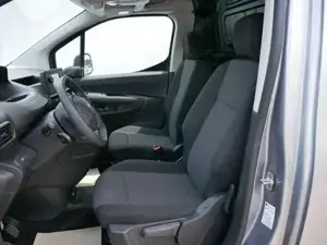 Peugeot Partner Dangel 4x4 L1 2.0t BlueHDi PDC*KLIMA*RADIO-DAB*... Bild 8