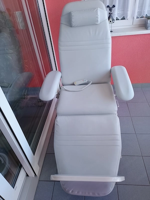 Stuhl   Dialysestuhl