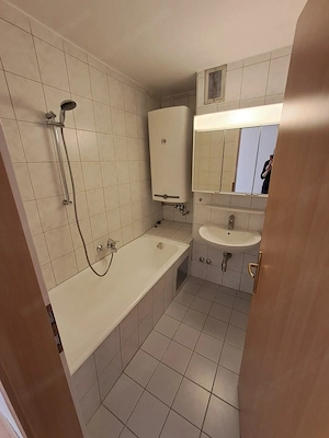 4-Zimmer Wohnung, provisionsfrei, Dachgeschoss Bild 3