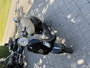 Piaggio Vespa LX50, 2-Takter Bild 2