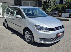 Volkswagen Touran 1,6 Tdi DSG Bild 4