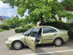 Verkaufe Honda Accord 1.8l LS Bild 2