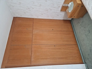 Doppelbett, Nachtkästchen und Kasten !!! Bild 2