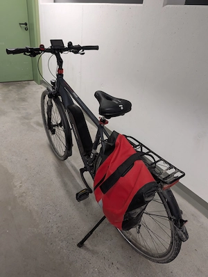 E-Bike Fischer ETH 1822 Trekkingrad   Super Zustand inkl. 2 Akkus & 2 Packtaschen Bild 2