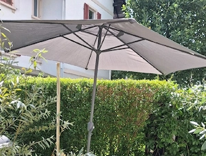 Sonnenschirm inkl. Ständer