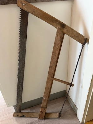 Dekosäge sehr alt Bild 2