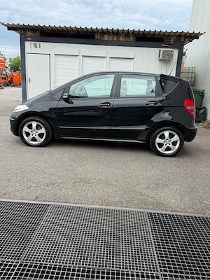 Mercedes A150 Erstbesitz Bild 4