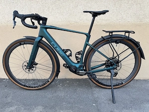 CUBE NUROAD HYBRID C:62 SLT 400X - Carbon Gravel E-Bike - 2026 - royalgreen   crisscross Bild 2