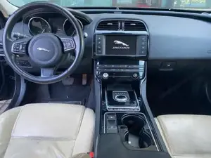 Jaguar XE Bild 3
