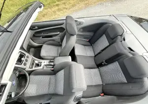 Ford Focus Cabrio  Pininfarina  Bild 3