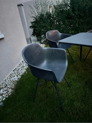 Gartenmöbel Bild 2
