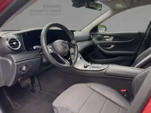 Mercedes-Benz E 220 d 4MATIC T-Modell Austria Edition ACC Navi Bild 6