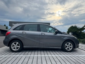 Mercedes-Benz B-Klasse B 180 Bild 4