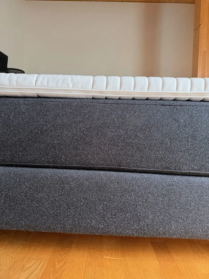 Elegantes Boxspring Bett Bild 3