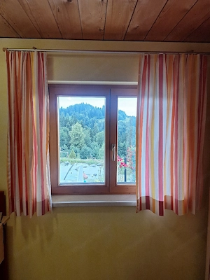Gestreifte Vorhänge Bild 2