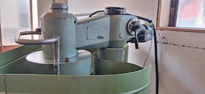 Schleifmaschine Kopf bzw. Motorblock  Bild 3
