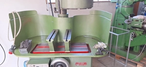 Schleifmaschine Kopf bzw. Motorblock  Bild 4