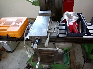 Fräsbohrmaschine Bridgeport Bild 2