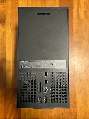 Xbox series X mit 2spielen Bild 5