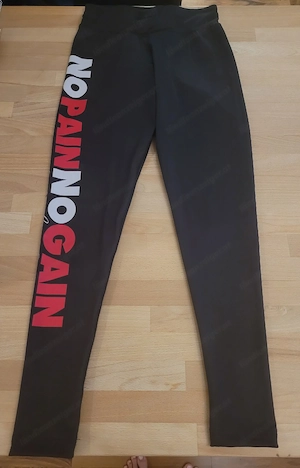 Straight and Strong Fitness Leggings Bild 2