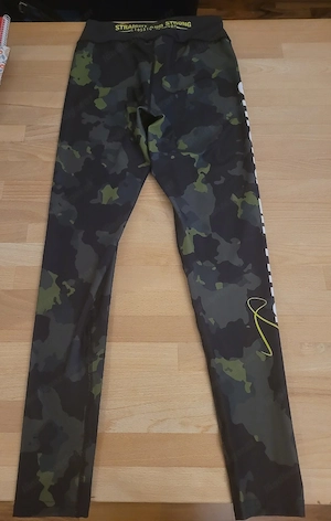 Straight and Strong Fitness Leggings Bild 2