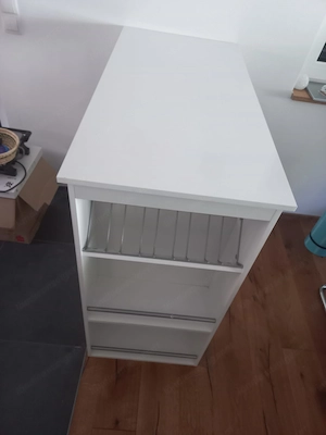 Bartisch weiss guter Zustand  Bild 2