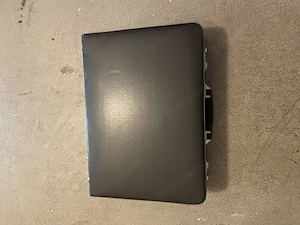 Aktenkoffer Bild 2