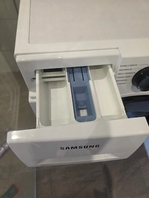 Samsung Waschmaschine 8 kg - Top Zustand - Sommer 2023 - 230   VB Bild 2