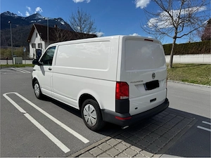 VW Transporter T6.1 2,0 TDI Transporter Bild 2