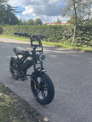 elektrisches Fatbike  Bild 2