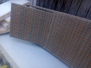 2x braune Gartenliegen 