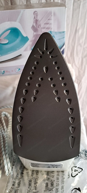 Tefal Incio 15 Dampfbügeleisen 1800W Bild 3