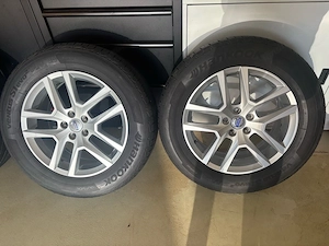 Volvo Felgen mit Sommerreifen Bild 2