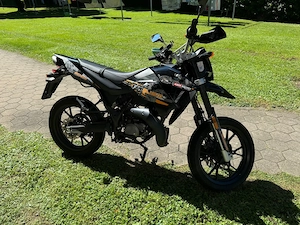 Generic Supermoto Cross, nicht vorgeführt Bild 2