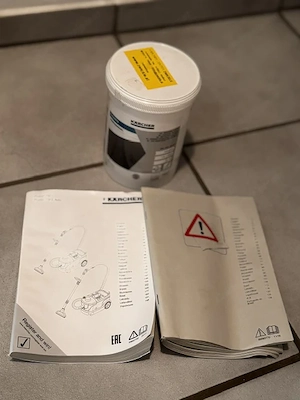 Kärcher Professional  Puzzi 10 1   Profi-Sprühextraktionsgerät  Bild 2