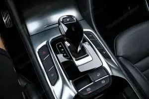 MG EHS 1,5T GDI PHEV Luxury Aut. SUV   Geländewagen Bild 2