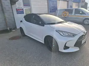 Toyota Yaris Bild 2