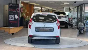 Dacia Lodgy Bild 8