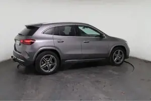 Mercedes-Benz GLA AMG Line 220 (AMG Line) d 4MATIC *PANO*AHK*NAVI*LED*SHZ*PDC* 140 kW (190 PS), Auto Bild 8