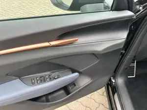 Cupra Terramar 1.5 TSI DSG / Sitzheizung AHK 110 kW (150 PS), ... Bild 3
