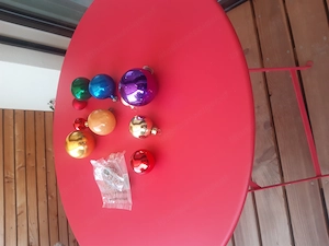 Weihnachts Kugeln in verschiedenen Farben  Bild 3