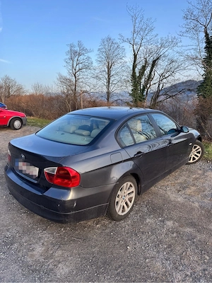 Bmw 318d - Bj 2007 Bild 3