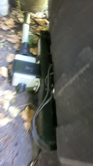 Heckbox Anhängerkupplung Koffer Hund Bild 3