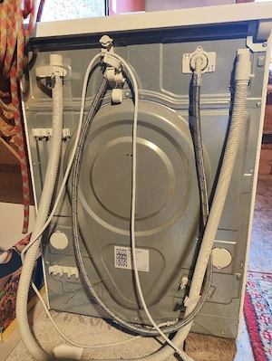 Miele Waschmaschine an Bastler Bild 5