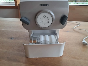Elektrische Nudelmaschine Philips mit Zubehör Bild 2
