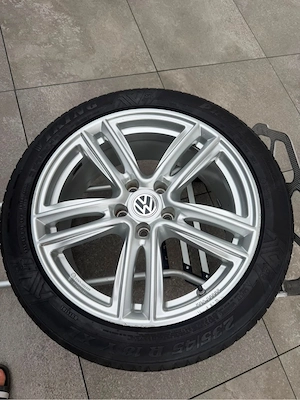 VW Alufelgen 235 45 18 zoll Bild 5