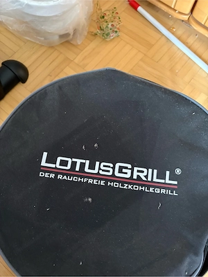 Lotus Grill Holzkohle Bild 2