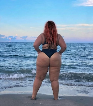 Hallo, ich bin Miky und neu in der Stadt. Bild 2