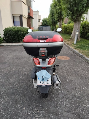 Verkaufe einen Motorroller. Bild 4